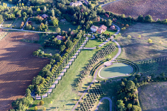 Luftbild von Via Fogliano in Maranello im Bundesland Modena, Italien
