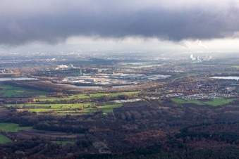 Industriegebiet Oberwald in Wörth am Rhein im Bundesland Rheinland-Pfalz, Deutschland aus der Vogelperspektive