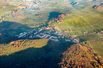 Pfalzklinik Landeck von Westen in Klingenmünster im Bundesland Rheinland-Pfalz, Deutschland