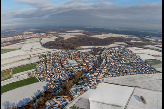 Luftbild von Im Winter bei Schnee in Kuhardt im Bundesland Rheinland-Pfalz, Deutschland