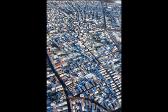 Hintere Grabengasse im Winter bei Schnee in Rülzheim im Bundesland Rheinland-Pfalz, Deutschland