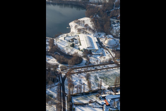Strandbad, Dampfnudel-Halle im Winter bei Schnee in Rülzheim im Bundesland Rheinland-Pfalz, Deutschland