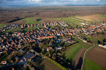 Luftbild von Niederlauterbach im Bundesland Bas-Rhin, Frankreich