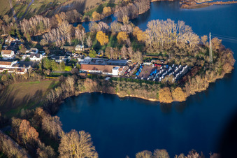 Daimler LKW-Lager in Wörth am Rhein im Bundesland Rheinland-Pfalz, Deutschland