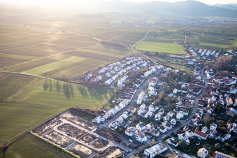 Erchliesung Neubaugebiet im von Osten im Ortsteil Mörzheim in Landau in der Pfalz im Bundesland Rheinland-Pfalz, Deutschland