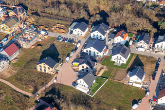 Tulpenweg im Neubaugebiet K2 im Winter in Kandel im Bundesland Rheinland-Pfalz, Deutschland