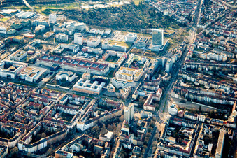 ZKM, Brauerstr im Ortsteil Südweststadt in Karlsruhe im Bundesland Baden-Württemberg, Deutschland