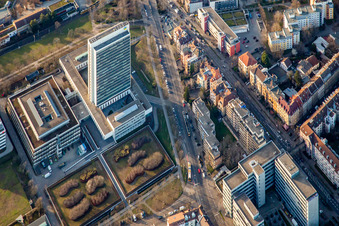 Deutsche Rentenversicherung an der Gartenstr im Ortsteil Südweststadt in Karlsruhe im Bundesland Baden-Württemberg, Deutschland