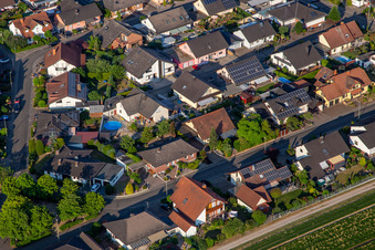 Drohnenbild von Südring von Westen in Kuhardt im Bundesland Rheinland-Pfalz, Deutschland