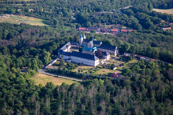 Luftbild von Kloster Huysburg im Ortsteil Röderhof im Bundesland Sachsen-Anhalt, Deutschland
