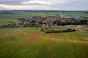 Luftbild von Warnstedt von Süden in Thale im Bundesland Sachsen-Anhalt, Deutschland