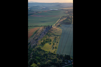 Luftaufnahme von Teufelsmauer (Königsstein) von Osten im Ortsteil Weddersleben in Thale im Bundesland Sachsen-Anhalt, Deutschland