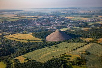 Luftbild von Halde "Hohe Linde" in Sangerhausen im Bundesland Sachsen-Anhalt, Deutschland