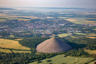 Luftaufnahme von Halde "Hohe Linde" in Sangerhausen im Bundesland Sachsen-Anhalt, Deutschland