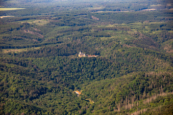 Luftbild von Burg Falkenstein (Harz) und Senketal im Ortsteil Pansfelde im Bundesland Sachsen-Anhalt, Deutschland