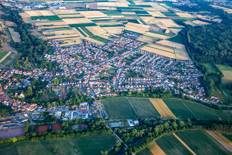 Hördt von Osten im Bundesland Rheinland-Pfalz, Deutschland