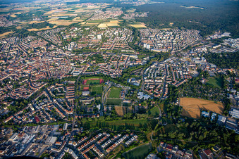 Speyer von Osten im Bundesland Rheinland-Pfalz, Deutschland