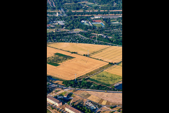 Seilbahn vom Spinelli zum Luisen-Park der Bundesgartenschau Mannheim BUGA 2023 im Ortsteil Feudenheim im Bundesland Baden-Württemberg, Deutschland