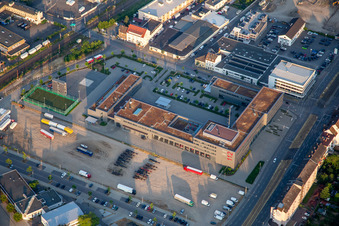 Feuerwehr Mannheim - Hauptfeuerwache im Ortsteil Almenhof im Bundesland Baden-Württemberg, Deutschland