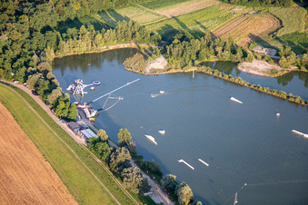 Luftbild von Wakepark Dooplek in Duplek, Slowenien