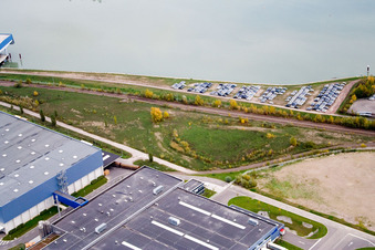 Luftaufnahme von Landeshafen Wörth in Wörth am Rhein im Bundesland Rheinland-Pfalz, Deutschland