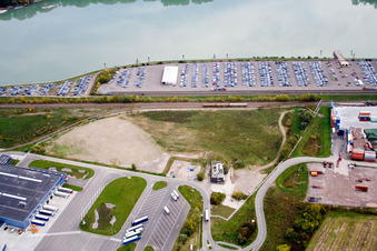 Schrägluftbild von Landeshafen Wörth in Wörth am Rhein im Bundesland Rheinland-Pfalz, Deutschland