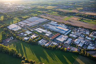 Industriegebiet mit Ronal und Michelin in Landau in der Pfalz im Bundesland Rheinland-Pfalz, Deutschland