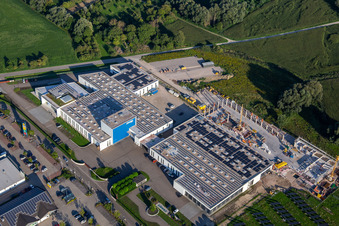 Schrägluftbild von Zimmer Group Am Glockenloch im Ortsteil Freistett in Rheinau im Bundesland Baden-Württemberg, Deutschland