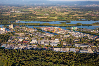 Rheinhäfen von Strasbourg Independent Port of Strasbourg Rhine Europe Terminals (siège social) mit Contargo Sarl im Ortsteil Port du Rhin Sud in Straßburg im Bundesland Bas-Rhin, Frankreich