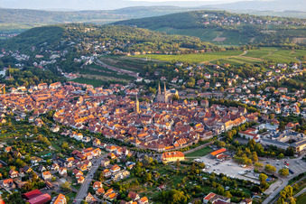 Obernai von Südosten im Bundesland Bas-Rhin, Frankreich