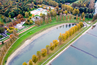 Rapppenwörth Rheinstrandbad im Ortsteil Daxlanden in Karlsruhe im Bundesland Baden-Württemberg, Deutschland