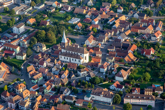 Église Catholique in Hochfelden im Bundesland Bas-Rhin, Frankreich
