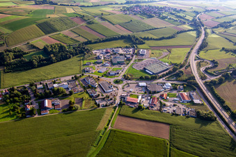 Gewerbegebiet in Soultz-sous-Forêts im Bundesland Bas-Rhin, Frankreich