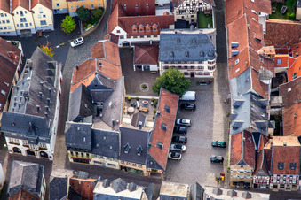 Marktgasse und  Mohren-Apotheke in Meisenheim im Bundesland Rheinland-Pfalz, Deutschland