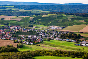 Luftbild von Waldböckelheim von Südosten im Bundesland Rheinland-Pfalz, Deutschland