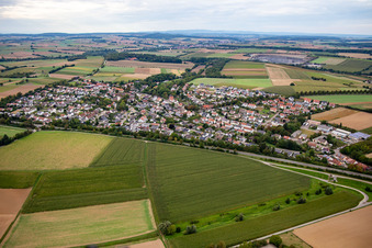 Stebbach von Südwesten in Gemmingen im Bundesland Baden-Württemberg, Deutschland