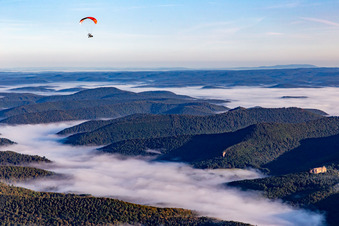 Luftbild von Château Fort de Fleckenstein in Lembach im Bundesland Bas-Rhin, Frankreich