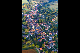Drohnenaufname von Drachenbronn-Birlenbach im Bundesland Bas-Rhin, Frankreich