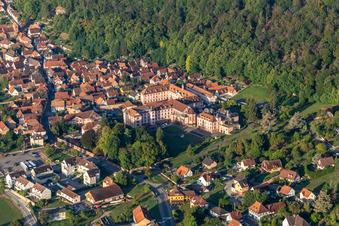 Kloster Oberbronn und Krankenhaus Notre Dame im Bundesland Bas-Rhin, Frankreich