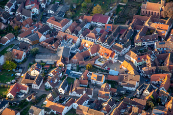 St. Laurentiushof in Birkweiler im Bundesland Rheinland-Pfalz, Deutschland