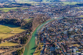Verlauf der Isar in Bad Tölz im Bundesland Bayern, Deutschland