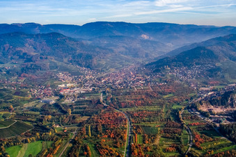 Kappelrodeck von Nordwesten im Bundesland Baden-Württemberg, Deutschland