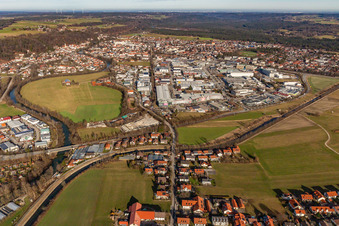 Luftbild von Industriegebiet Raiffeisenstr in Wolfratshausen im Bundesland Bayern, Deutschland