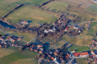 Max-Rill-Gymnasium im Schloss Reichersbeuern im Bundesland Bayern, Deutschland