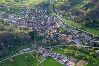 Völkersweiler von Süden im Bundesland Rheinland-Pfalz, Deutschland