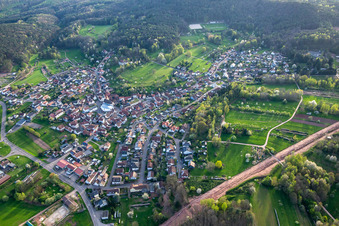 Luftbild von Gossersweiler von Norden in Gossersweiler-Stein im Bundesland Rheinland-Pfalz, Deutschland