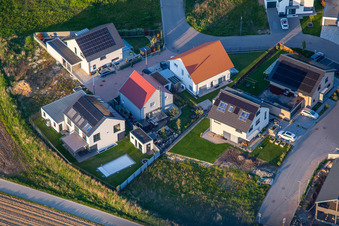 Luftbild von Narzissenweg in Kandel im Bundesland Rheinland-Pfalz, Deutschland