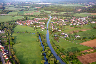 Ecluse N°21 am Canal des Houillères de la Sarre von Nordosten in Herbitzheim im Bundesland Bas-Rhin, Frankreich