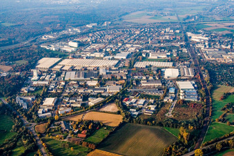 Industriegebiet Ettlingen-West im Bundesland Baden-Württemberg, Deutschland