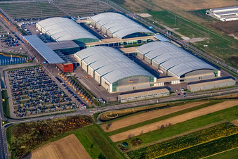 Luftaufnahme von Neue Messe, DM-Arena im Ortsteil Forchheim in Rheinstetten im Bundesland Baden-Württemberg, Deutschland